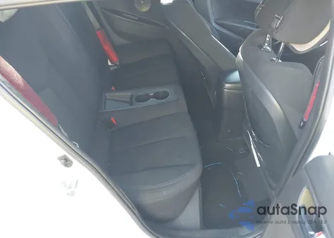 2014 Hyundai Veloster Base W/Black из США, поврежденный, VIN KMHTC6AD0EU204382